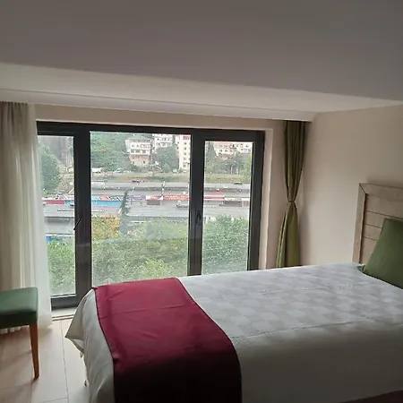 Kurt Hotel