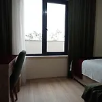Kurt Hotel