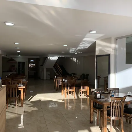 Kurt 3* ترابزون